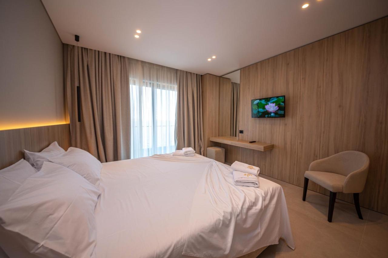 Hotel Portanova Саранде Екстериор снимка