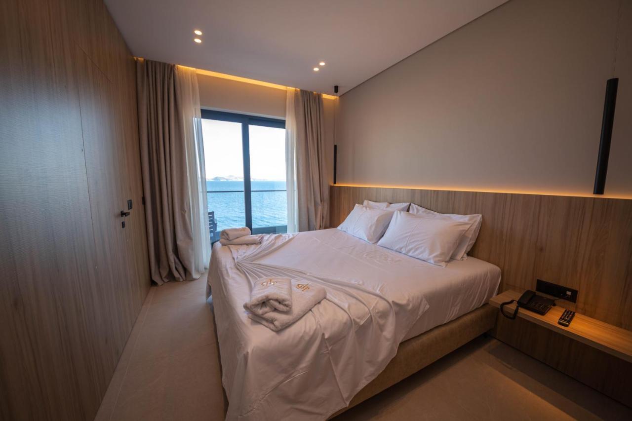 Hotel Portanova Саранде Екстериор снимка