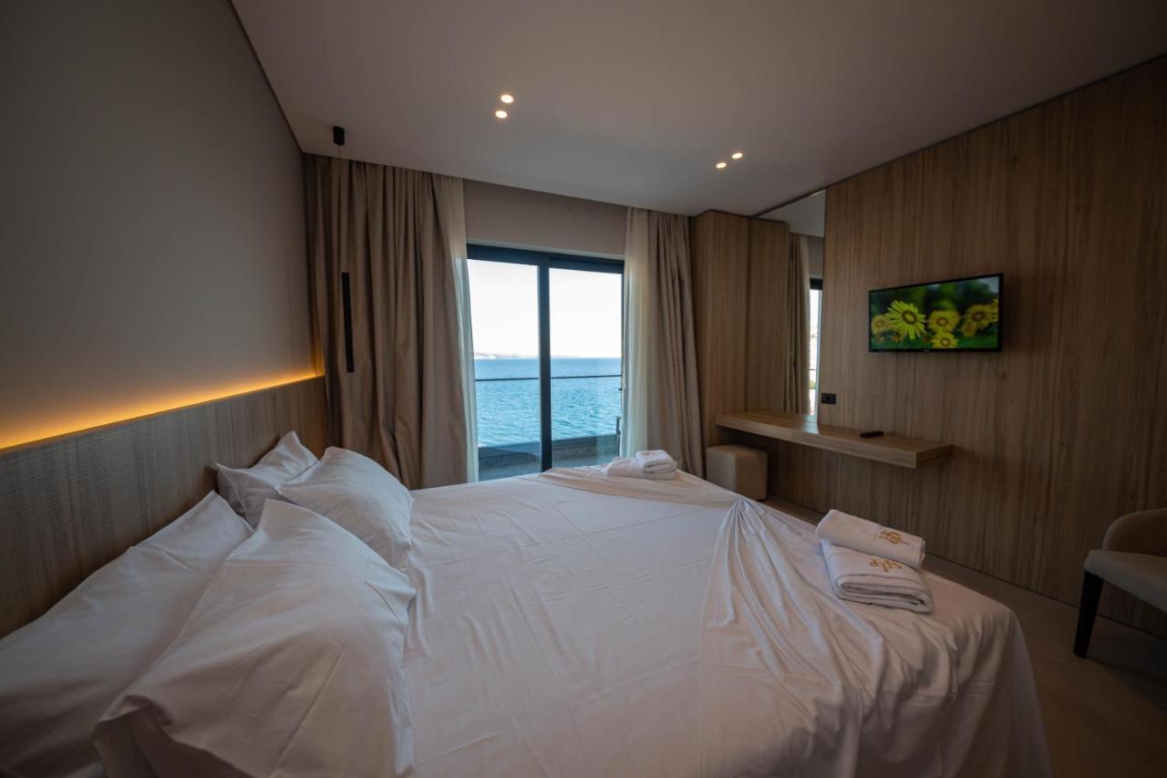 Hotel Portanova Саранде Екстериор снимка